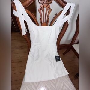 Lulus size XS White min dress new!
